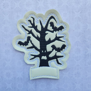 Spooky Tree - Glow in the Dark - White to Green