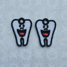 Load image into Gallery viewer, Smiley Teeth