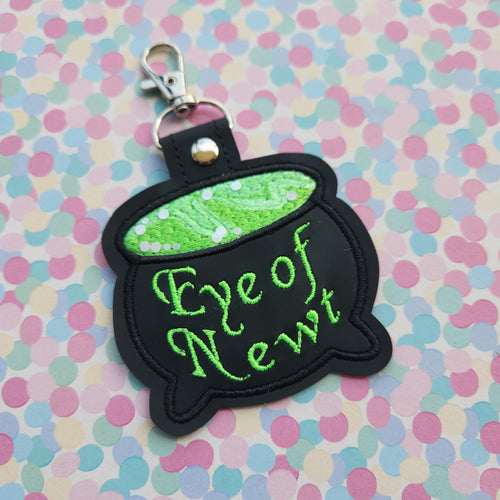Eye of Newt Confetti
