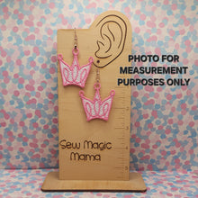 Load image into Gallery viewer, Crown