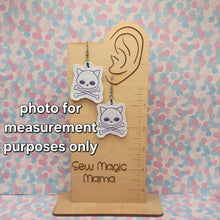Load image into Gallery viewer, Cat Skulls