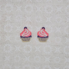 Load image into Gallery viewer, Cupcake