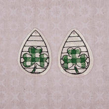 Load image into Gallery viewer, Plaid Clover Teardrop