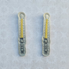 Load image into Gallery viewer, Yellow Saber